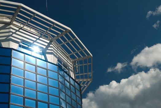 Office building in  build Hi-tech,sample of the modern architecture
