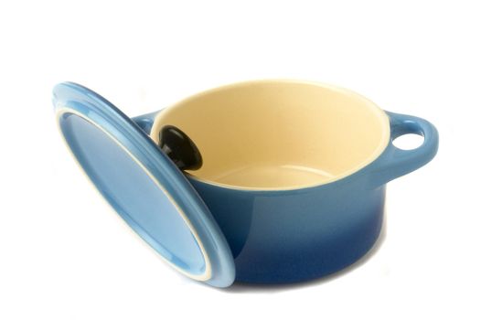 Mini casseroles individual which makes it possible individually to simmer a dish while adding an original character to the presentation.