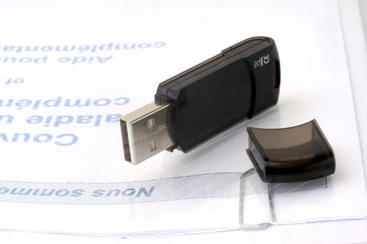On paper or USB to gain place and by safety.