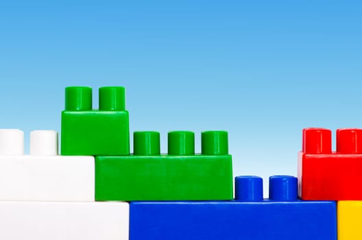 Plastic construction blocks
