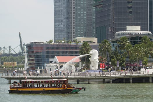 SINGAPORE - AUGUST 28: Singapore Merlion Park Along the Mouth of Singapore River on August 28, 2010 is one of the top most visited tourist attraction in Singapore.