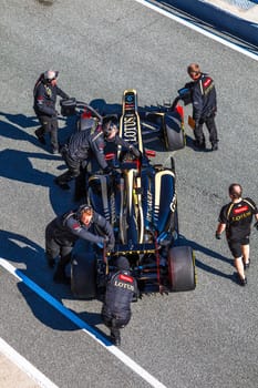 JEREZ DE LA FRONTERA, SPAIN - FEB 10: Romain Grosjean of Lotus Renault F1 entering to the pit on training session on February 10 , 2012, in Jerez de la Frontera , Spain
