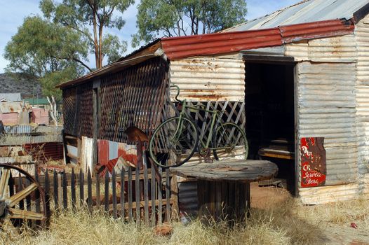 phantom city of Leonora in the Australia Western which was used to place the blue-collar worker of the goldmine, city now given up and preserved in the state as if the inhabitants had disappeared