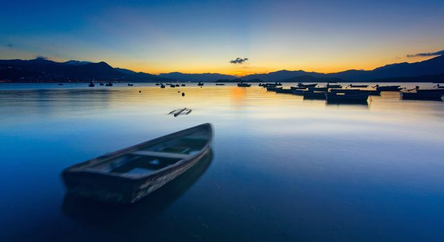 sunset on the lake, boat 