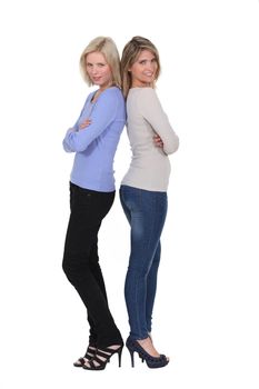 Women wearing skinny jeans