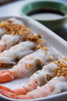 Asian snack made ​​from shrimp look delicious.