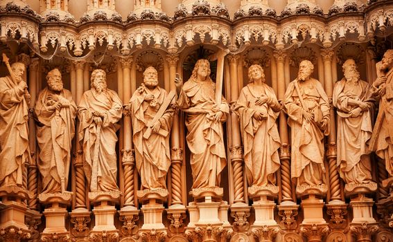 Jesus, Christ, Disciples, St. Peter, St. John, Statues Golthic Cloister Monestir Monastery of Montserrat, Barcelona, Catalonia, Spain.  Founded in the 9th Century, destroyed in 1811 when French invaded Spain. Rebuilt in 1844 and now a Benedictine Monastery.  Placa de Santa Maria