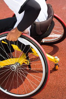 wheelchair sportsmen at race track