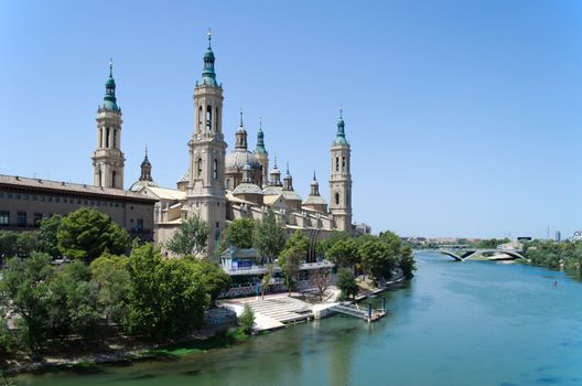 Saragozza cathedral seen from the Ebro river in a sunny day