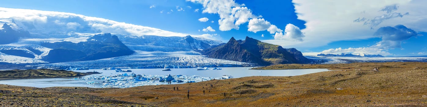 Panorama of Glacial Lagoon Fjalls�rl�n Iceland. Shot during the summer this is the biggest glacier Vatnajokull in Europe and is in the Skaftafell National Park.