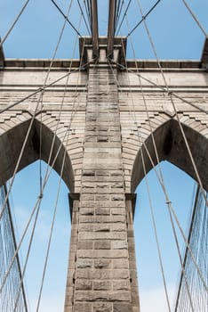 Cross beams and pylon of the Brooklyn Bridge