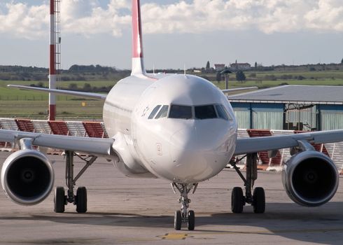 front view of commercial airplane