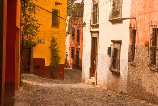 Colorful colonial Mexican sidestreet