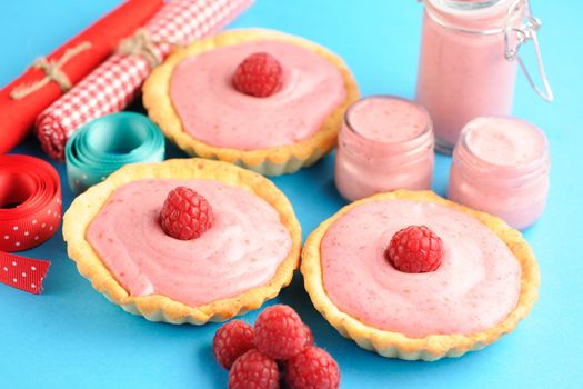 Cakes with raspberry yogurt dessert