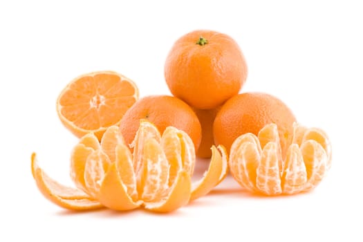 Fresh tangerines in isolated on white background