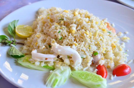 Fried rice with squid