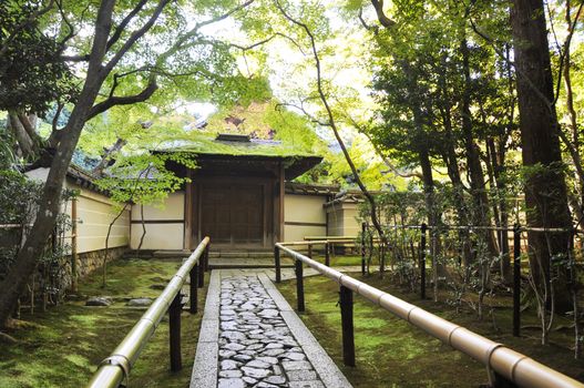 Approach road to the temple, Koto-in a sub-temple of Daitoku-ji - Kyoto, Japan 