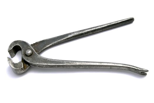 Old cutting pliers