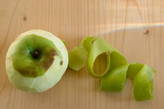peeled apple