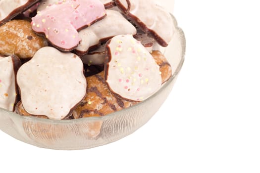 A dish filled with many gingerbreads