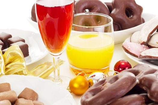 Dishes filled with gingerbreads