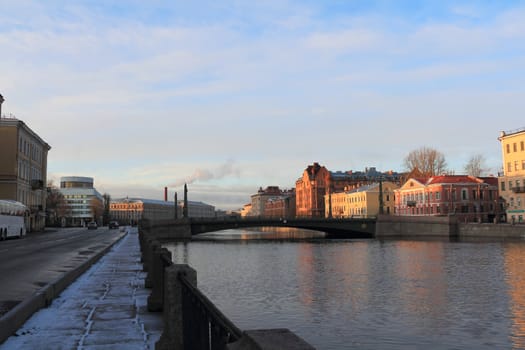 Image of river and bridge in Sankt Petersburg