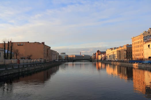 Image of river and bridge in Sankt Petersburg