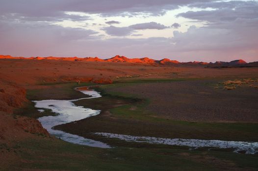 Evening atmosphere in the Gobi Desert