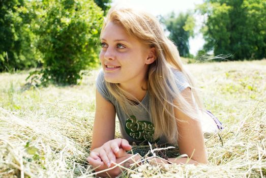 portrait of beautiful young women in nature