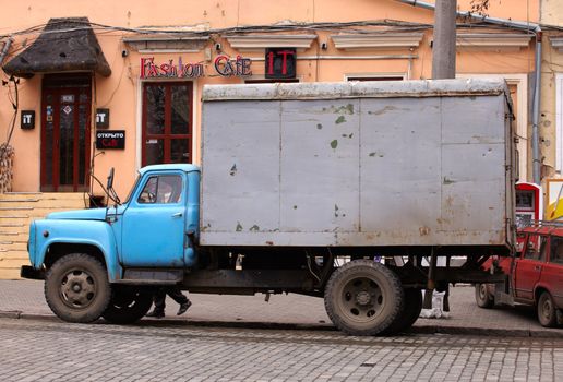 Photo of a old Little truck