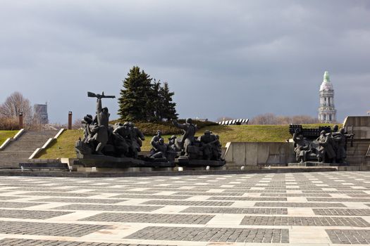 Monument to memorial complex of the 1941-1945 war, Kiev