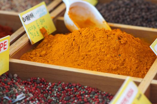 Curcuma and other spices, Street market in Trieste