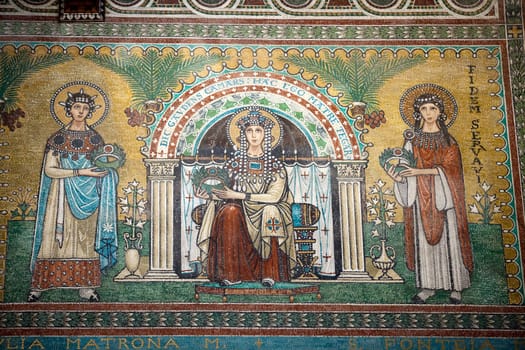 Chiusi - The Romanesque Cathedral  of San Secondiano, built around 560 AD over a pre-existing basilica, and renovated in the 13th C. . Mosaic with scenes from the life of Virgin Mary