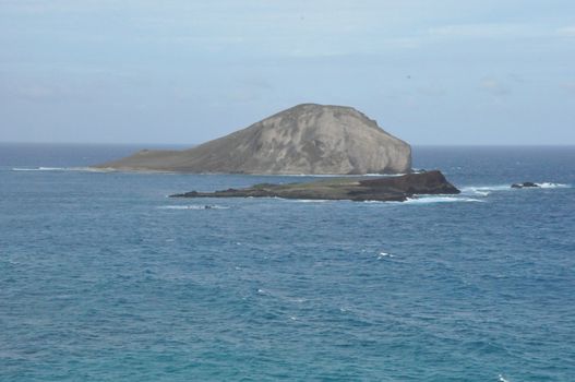 View of Rabbit Island (Manana) off Makapuu Lookout in Oahu, Hawaii