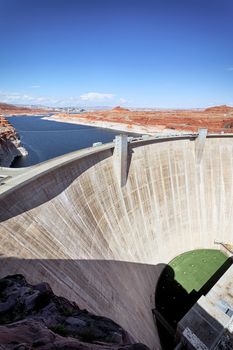 vertical view of the Glen Dam in Page, Arizona, USA 