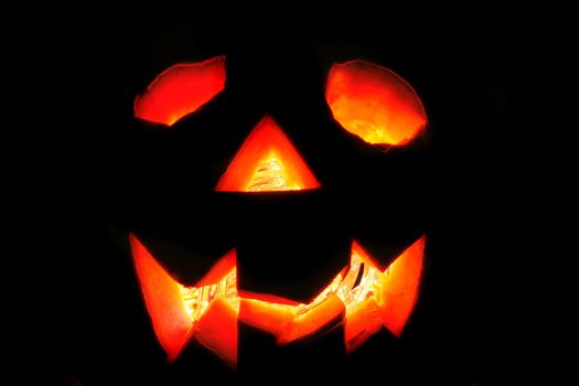 halloween pumkin in the dark night with candle lights