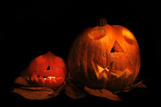 halloween pumkins in the dark night with candle lights