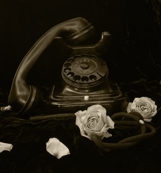 picture of an old phone