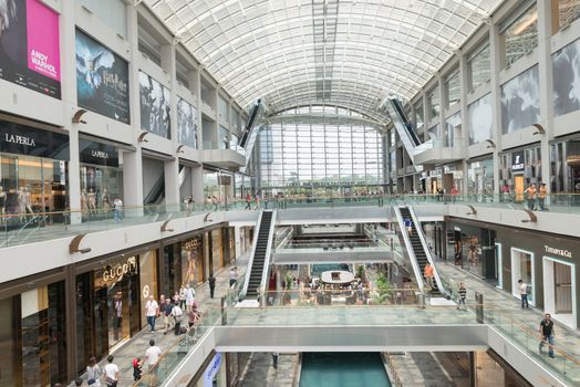 SINGAPORE - SEPTEMBER 8: The Shoppes at Marina Bay Sands interior on September 8, 2012  in Singapore. It is Singapore' s first large-scale luxury shopping destination .