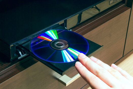 Blu-ray player with inserted disc