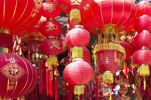 traditional chinese red lanterns