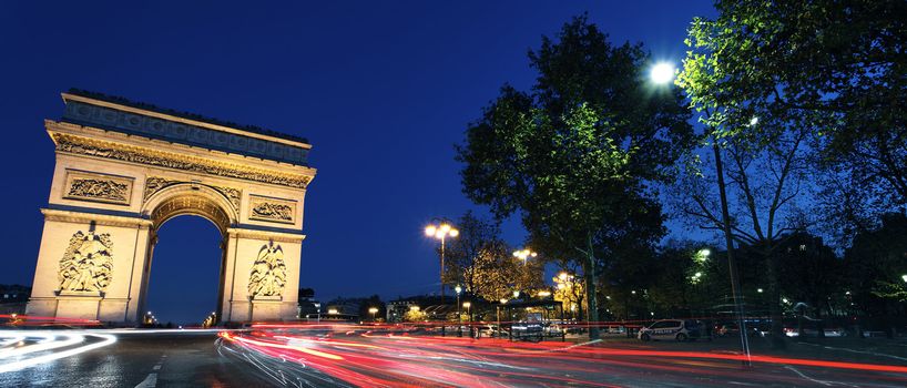 Panoramic view of Arc de Triomphe by night, Paris