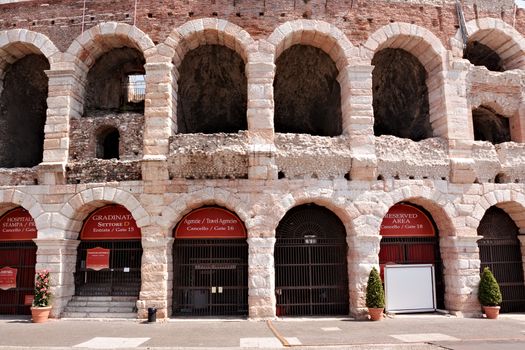 Arena of verona ancient roman amphitheatre. italy