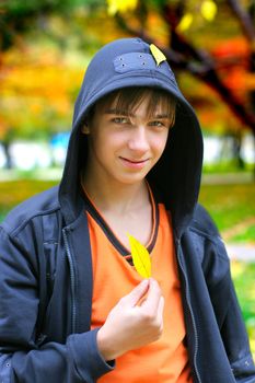 teenager portrait in the autumn park