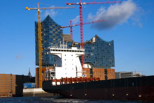 Ship and the Elbe Philharmonic Hall (Elbphilharmonie) in Hamburg