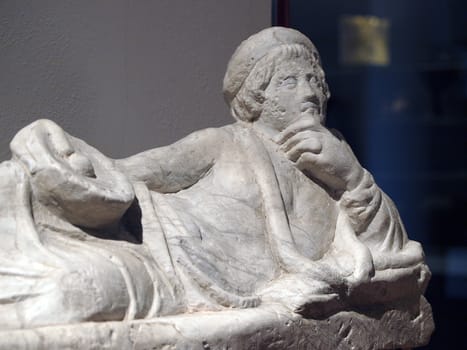 Ancient etruscan art. Sarcophagus of Chiusi, Tuscany. 