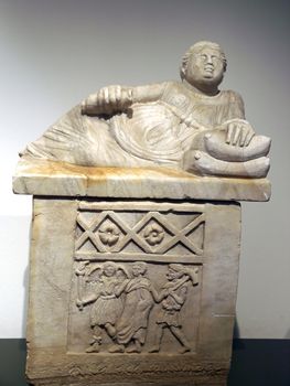 Ancient etruscan art. Sarcophagus of Chiusi, Tuscany. 