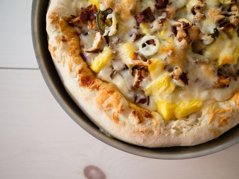 Sausage, pineapple and cheese panpizza