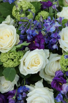 Wedding centerpiece in white and blue