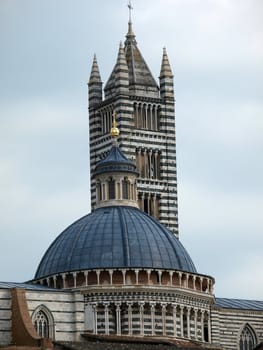 The Duomo of Siena, which was built in the 12th and 13th centuries, is one of the prettiest churches in Gothic style in Italy